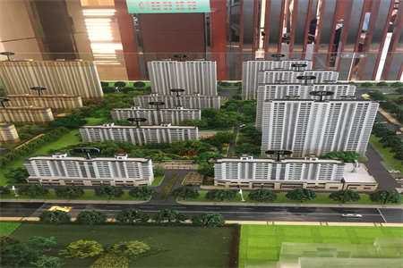 罗马郦城4室2厅2卫98万124m2精装出售